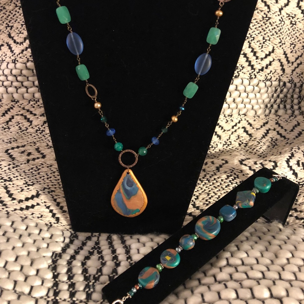 necklace/bracelet set